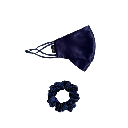 White Trousseau’s Pure Mulberry Silk Face Mask and Scrunchie Set in Navy Blue. New here? Try out two of our best selling silk products in Singapore for starters! Crafted with OEKO-TEX® certified mulberry silk, our masks are specially designed for sensitive and acne-prone skin, while our scrunchies prevent hair creases, hair loss, and breakages.