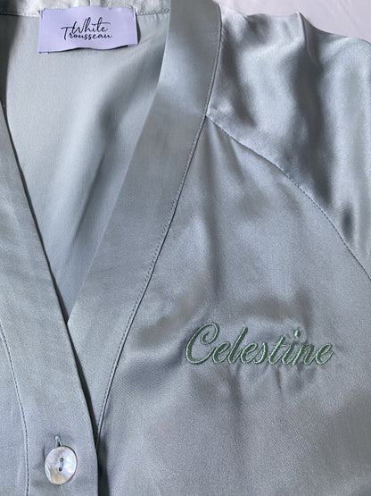 Looking for affordable and customised gifts for your girlfriend? Personalise your silk sleepwear set with our embroidery services to make it extra special!